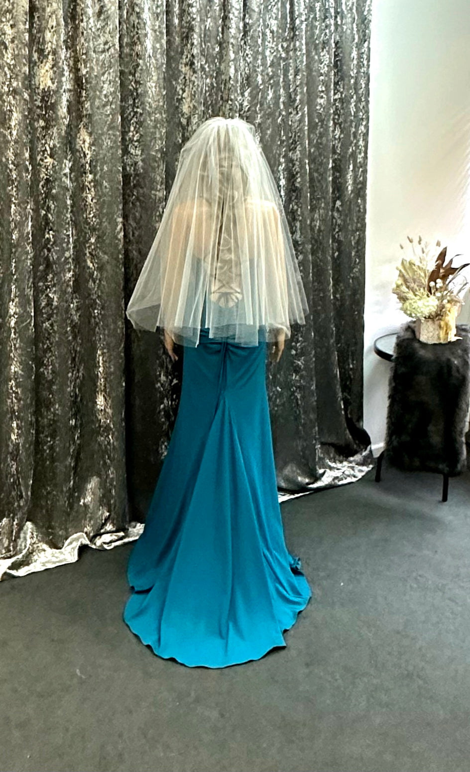 Waist Length Two-Tier Circular Veil (1.15m)