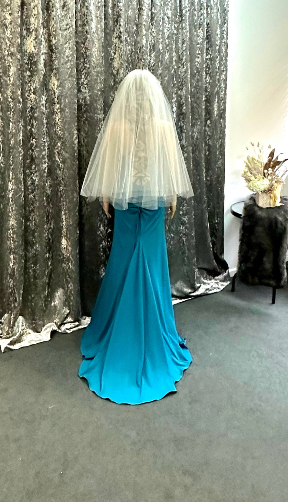 Waist Length Two-Tier Circular Veil (1.15m)