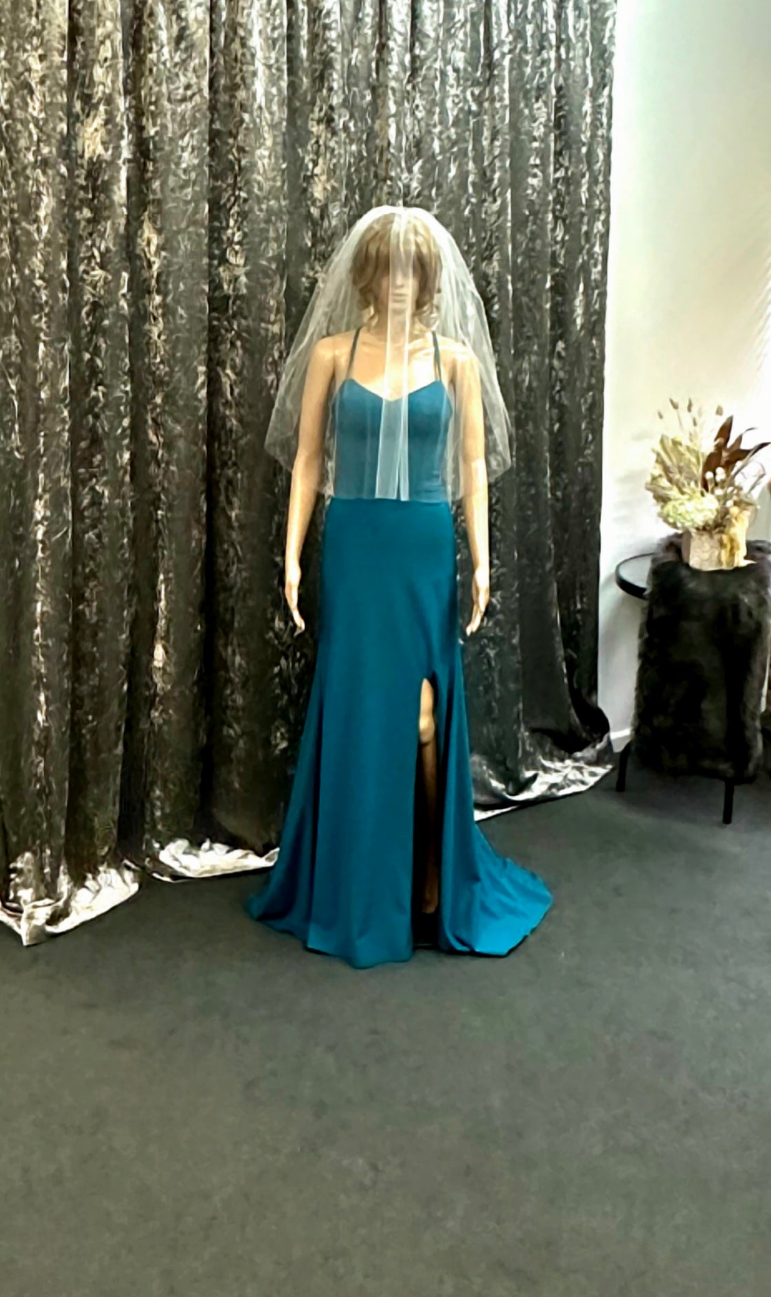 Waist Length Two-Tier Veil (1.15m with 76cm Blusher)