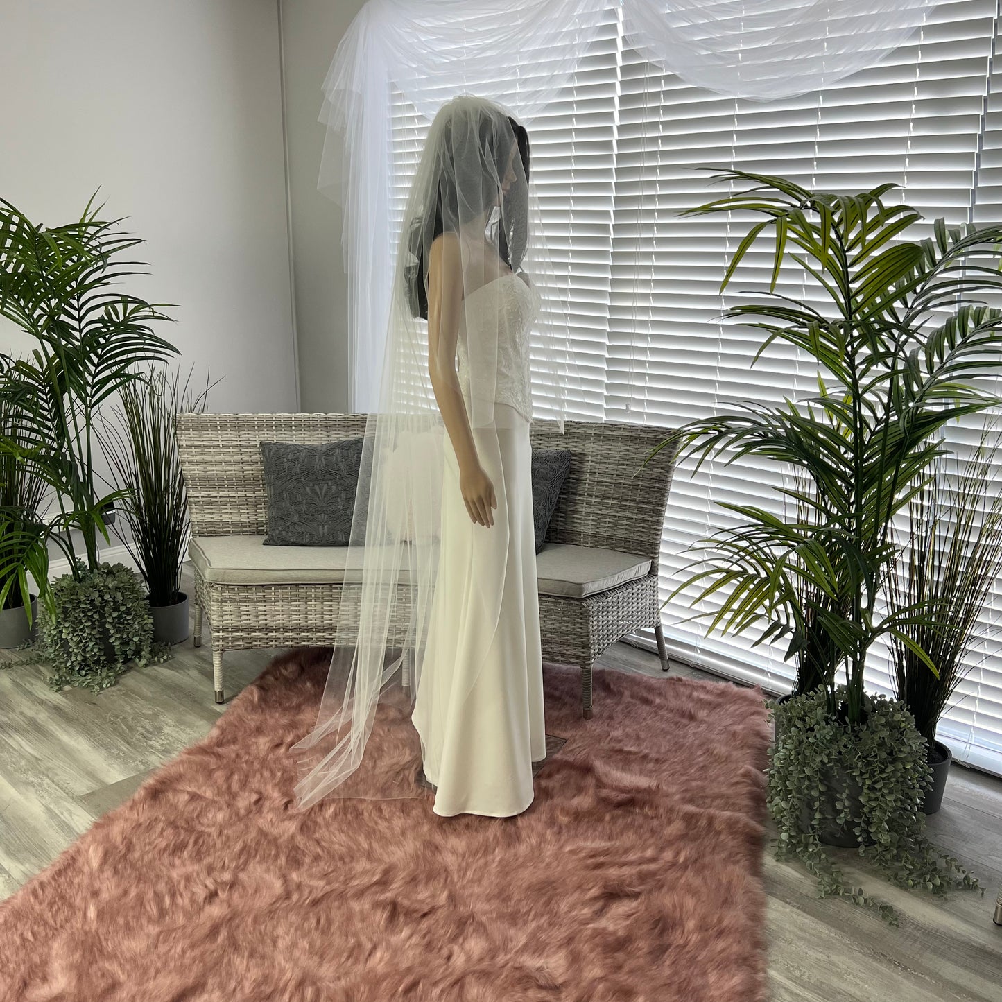 Floor Length 2 Tier Veil (1.9m with 90cm Blusher)